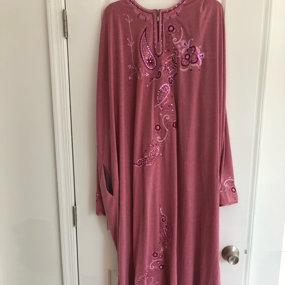 Muslim Abaya With Beautiful Designs